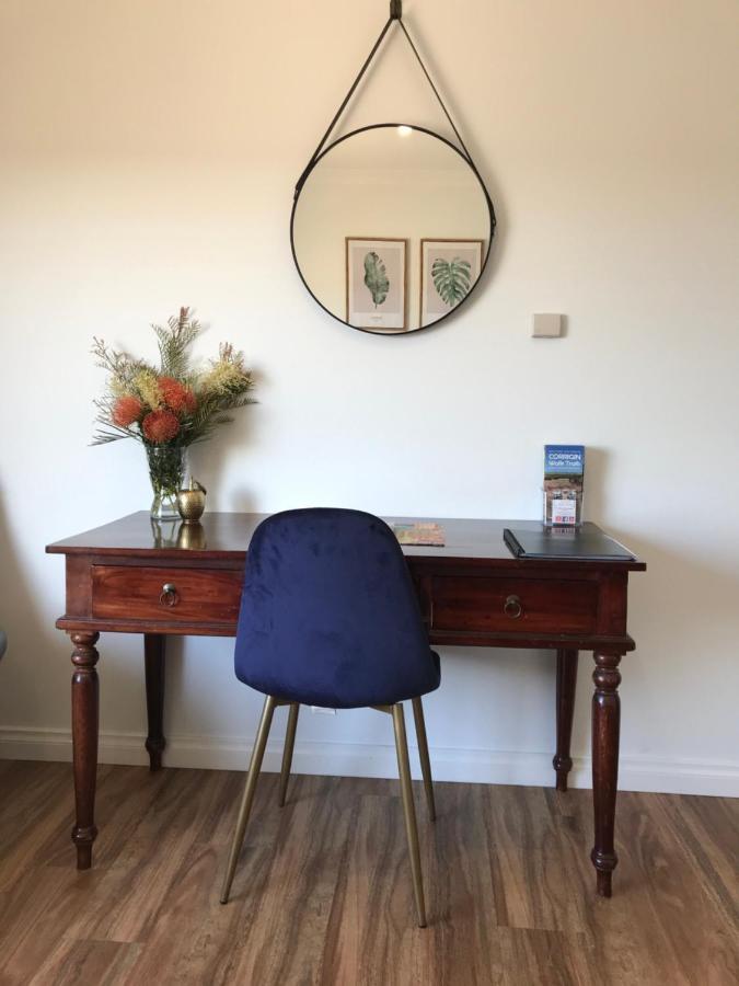 The Mains Guest House 2 Bedroom Farm Stay Corrigin Esterno foto